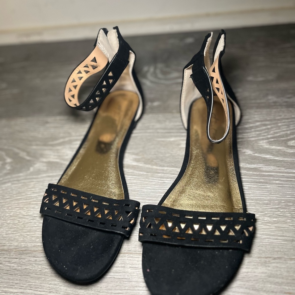 Black and Tan Women's Sandals